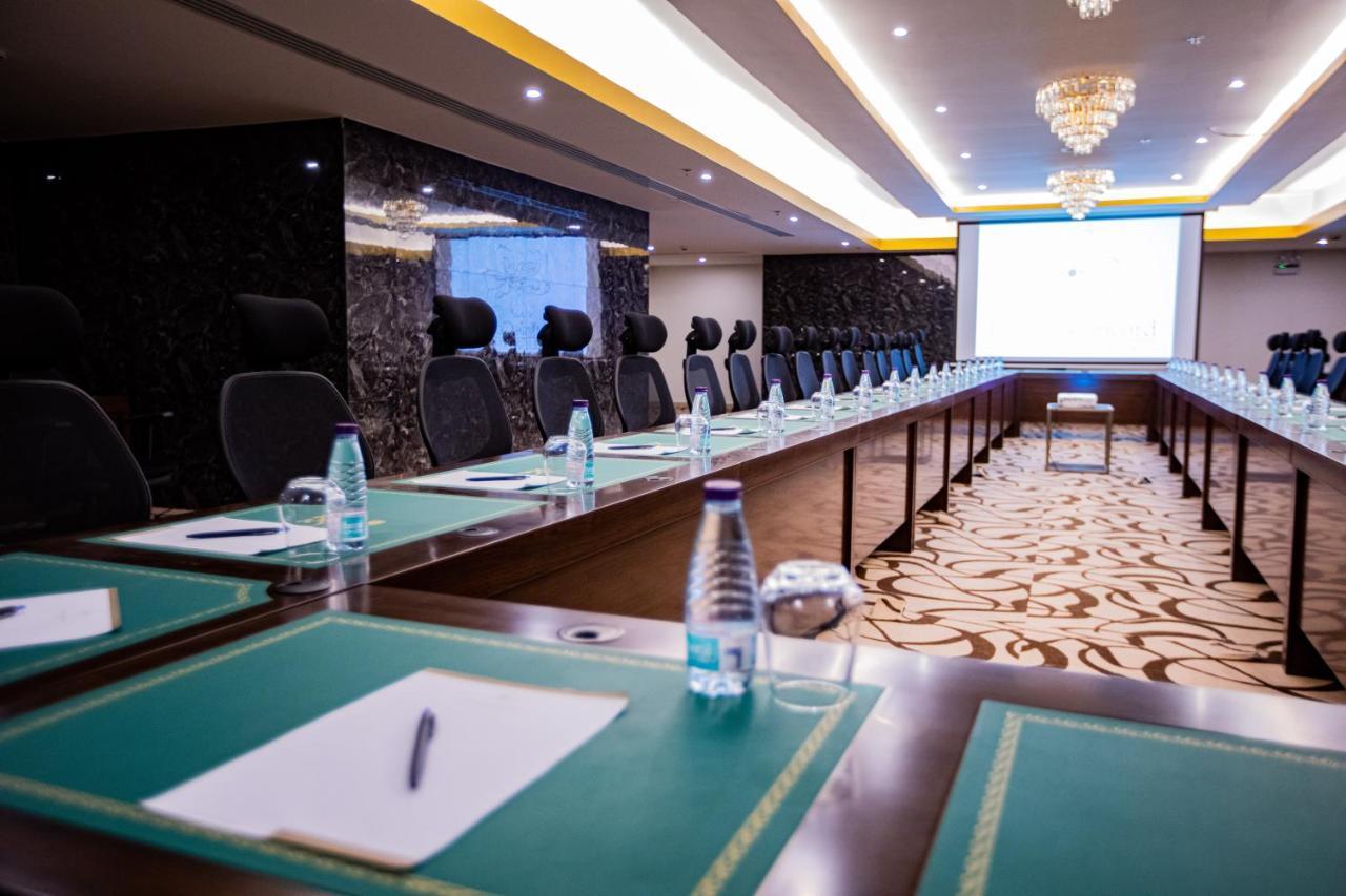 Le Park Concord Hotel Najran Buitenkant foto